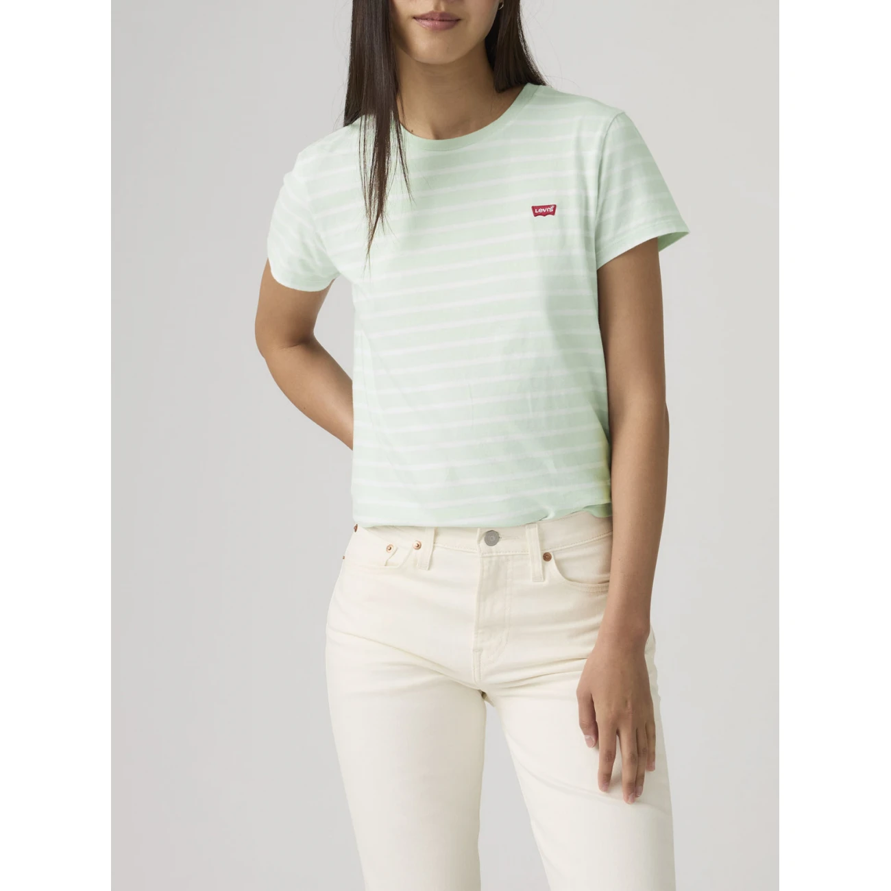 39185-0402 Levis póló