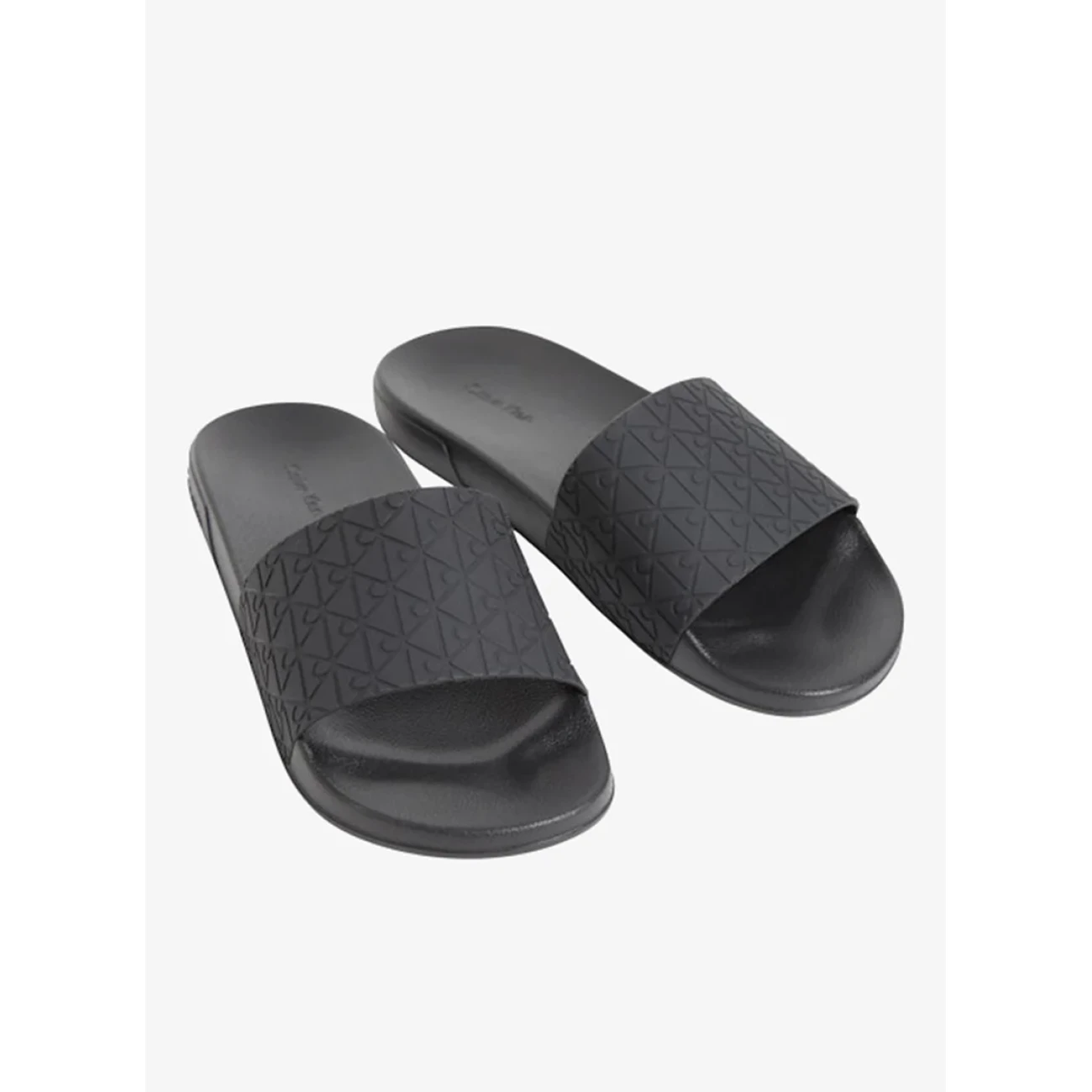 HW0HW030240GT Calvin Klein papucs