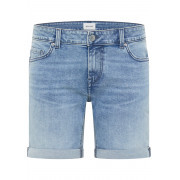 1013896-5000-202 Mustang short Bermuda