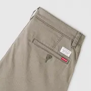 17202-0090 Levis short Chino
